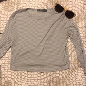 brandy melville crop top